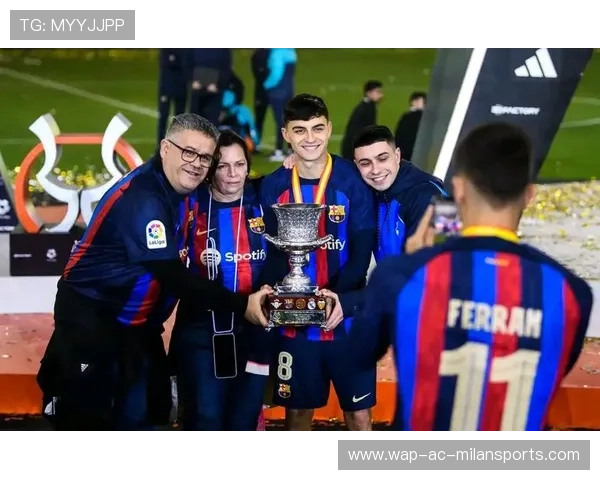 罗马诺讨论曼联和帕奎塔传闻,帕奎奥和c罗 罗马诺讨论曼联和帕奎塔传闻,帕奎奥和c罗